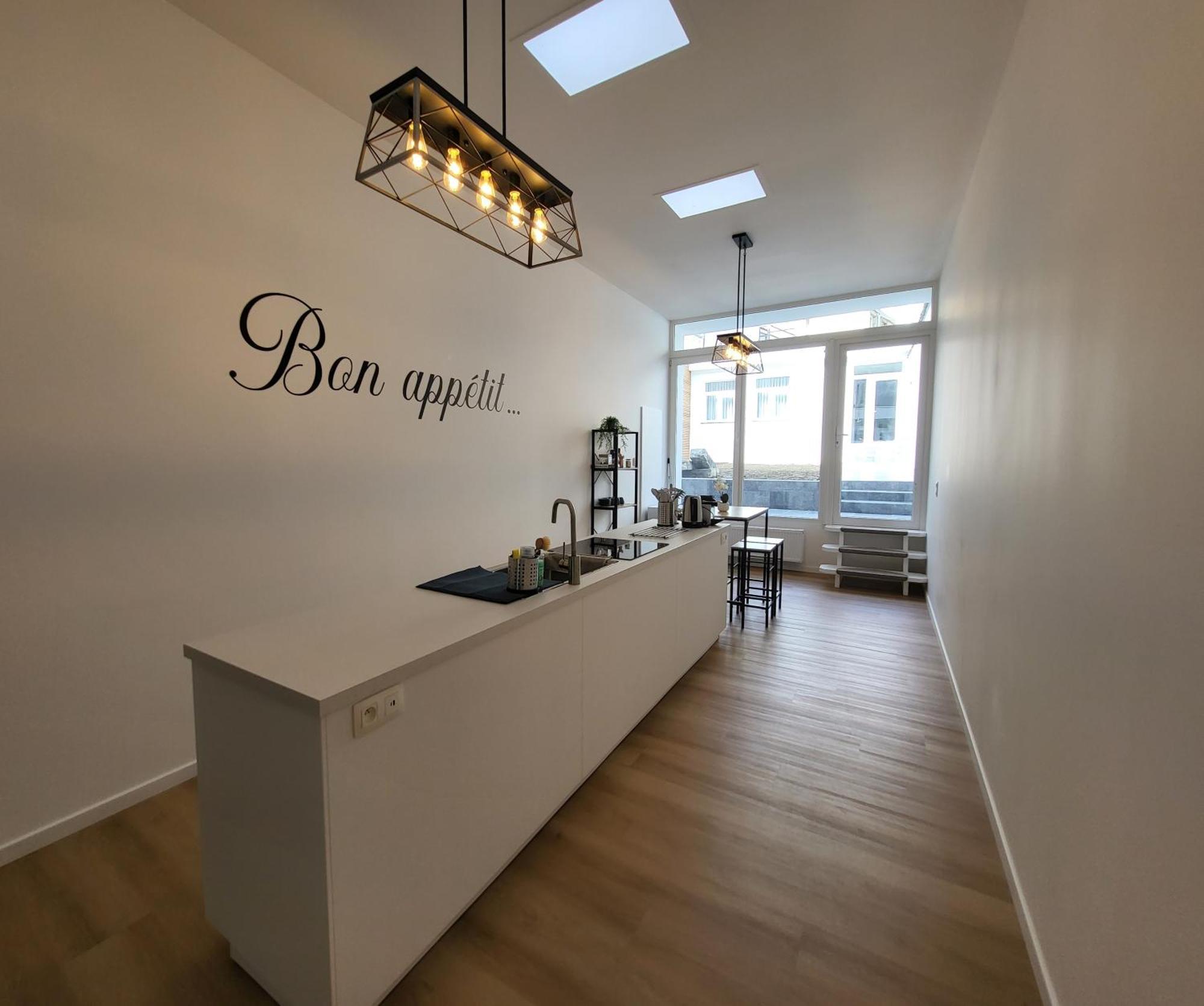 Private - European Quarter Privatunterkunft